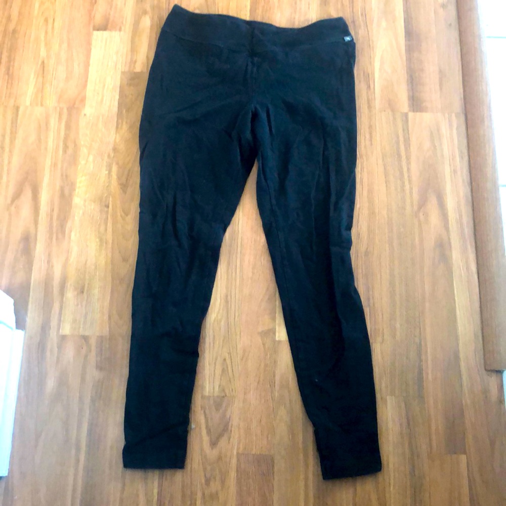 Outdoor leggings.